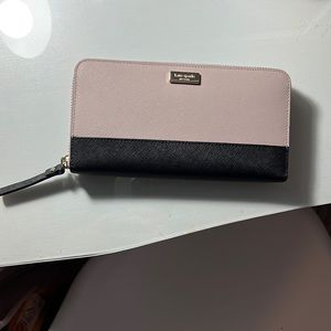 Kate Soade color block wallet